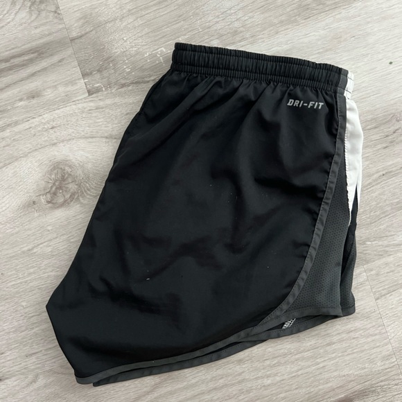 Nike dri-fit running shorts - Picture 4 of 5